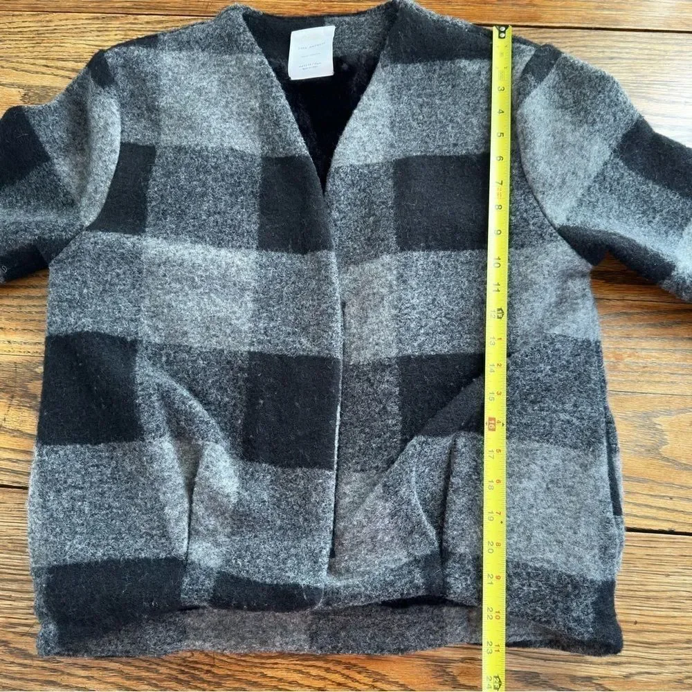 Plaid Black and Gray Women's Jacket - Picture 7 of 8